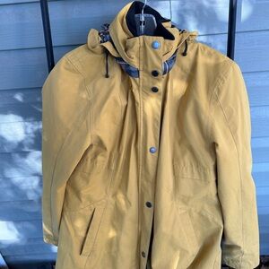 Pendleton Yellow Lined Rain Jacket (Medium)